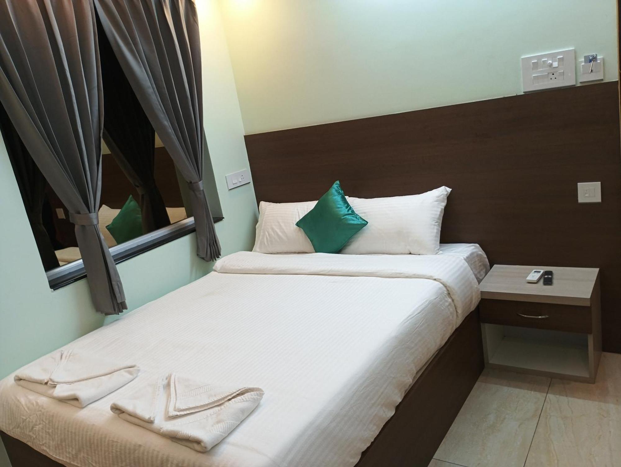 Hotel Malar Park Tiruvannāmalai Exteriér fotografie