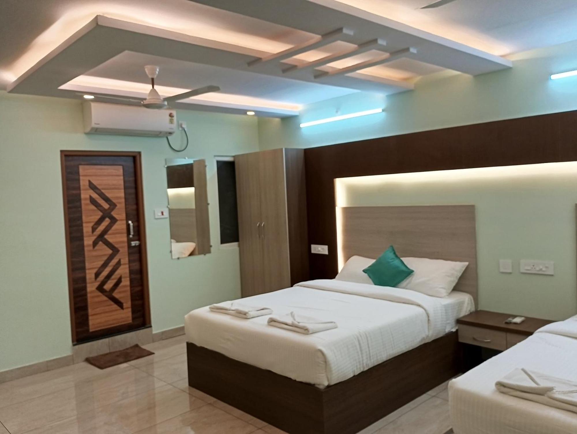 Hotel Malar Park Tiruvannāmalai Pokoj fotografie